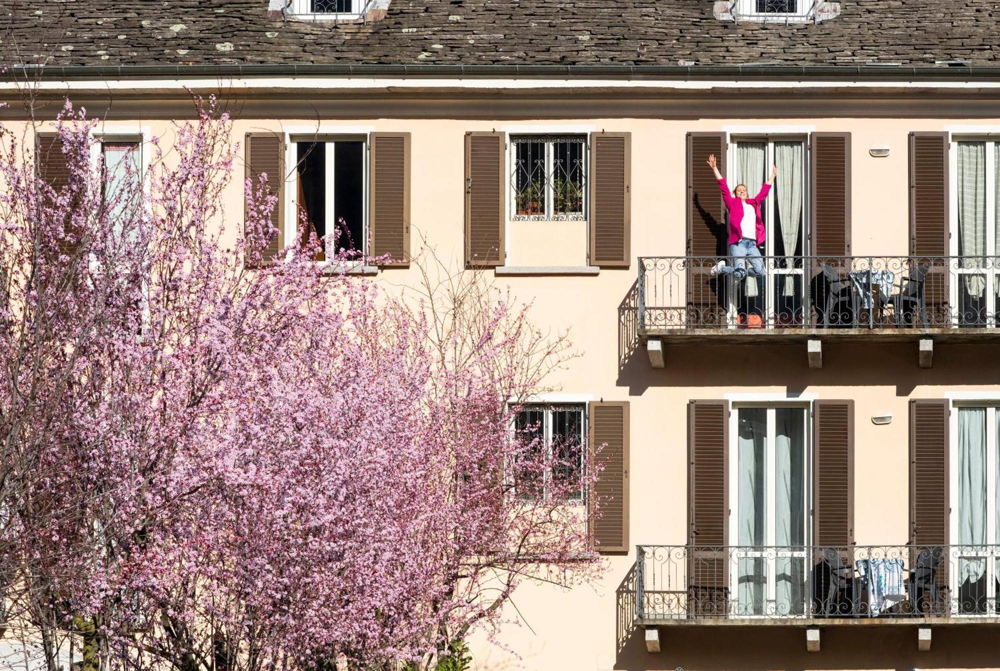 Palazzo Pellanda Apartment Domodossola Bagian luar foto